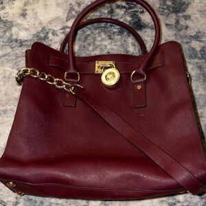 Michael kors Elegant Burgundy Leather Tote Bag